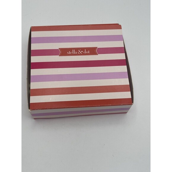 Stella & Dot Girls Olive Pearl Bob & Bracelet Set New - Picture 9 of 9